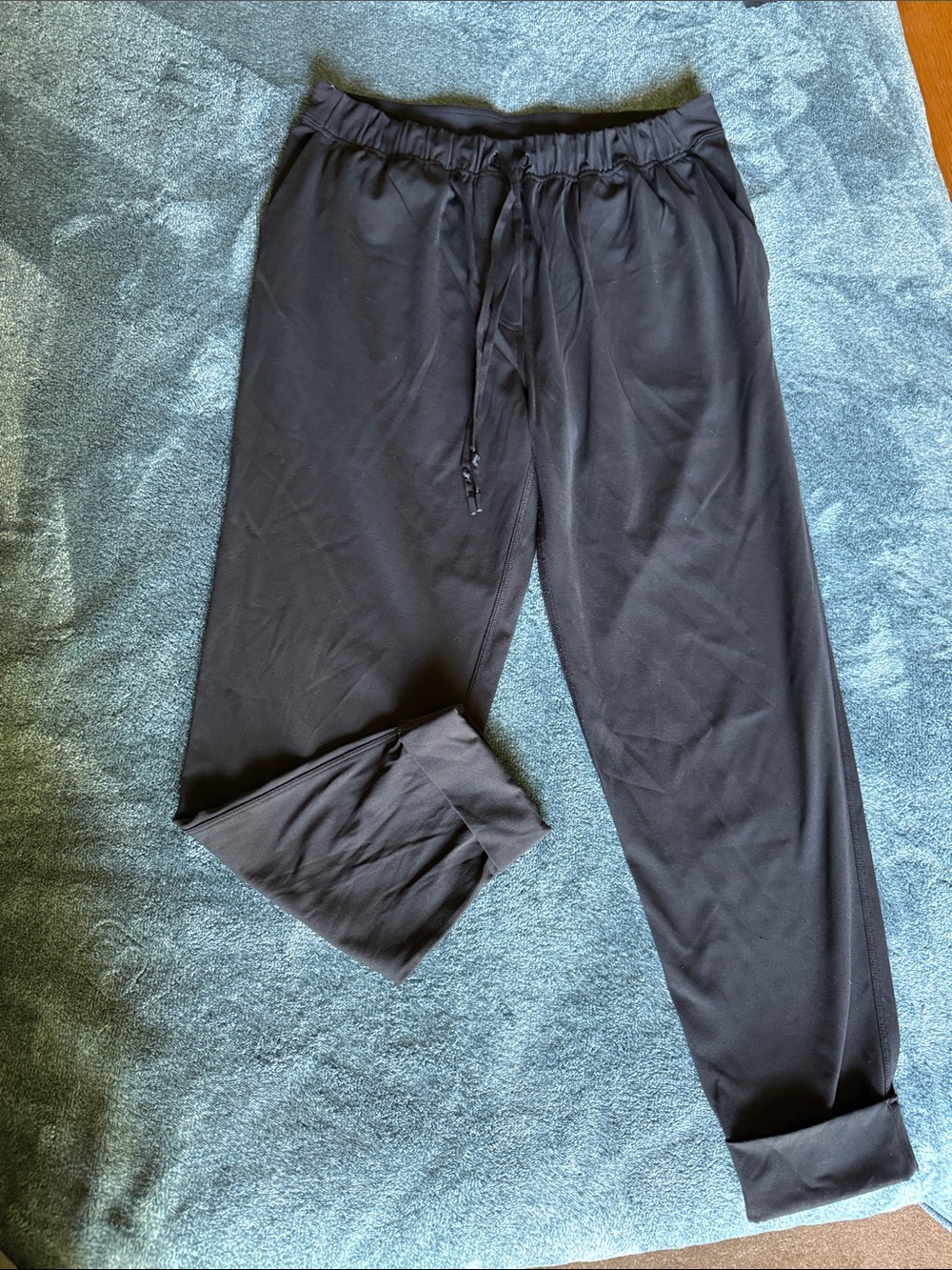 Lululemon On the fly jogger- luxstreme